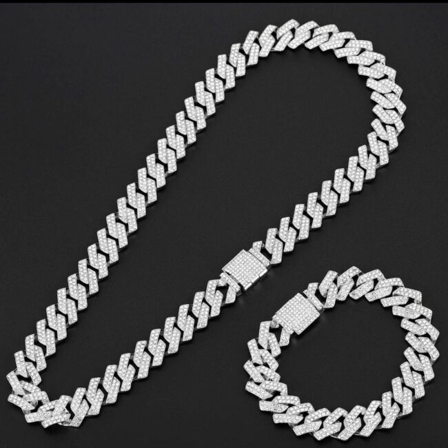 Bracelet / Bangles