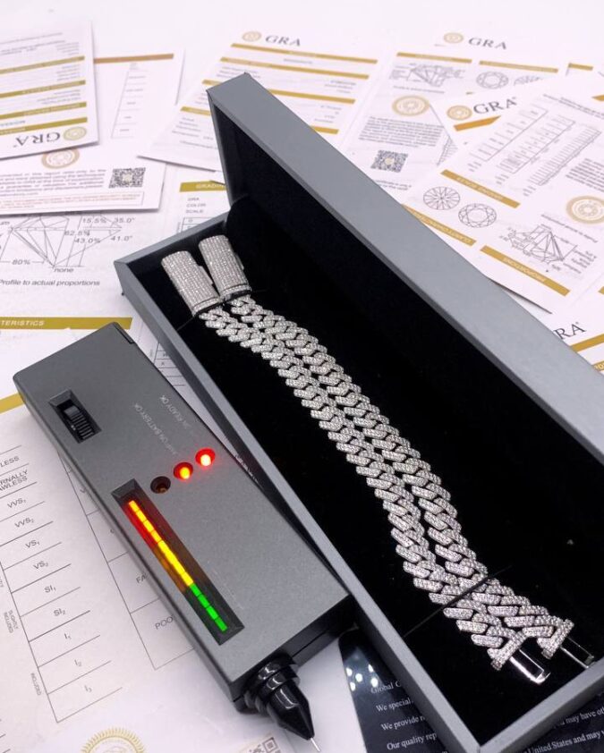 Vvs Moissanite Diamond Cuban Bracelet - Image 3