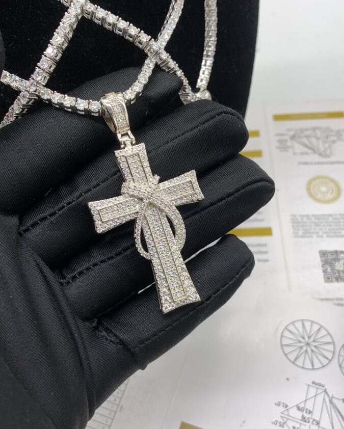 VVS Moissanite Diamond Tennis Neckchain and Pendant (Cross Pendant)