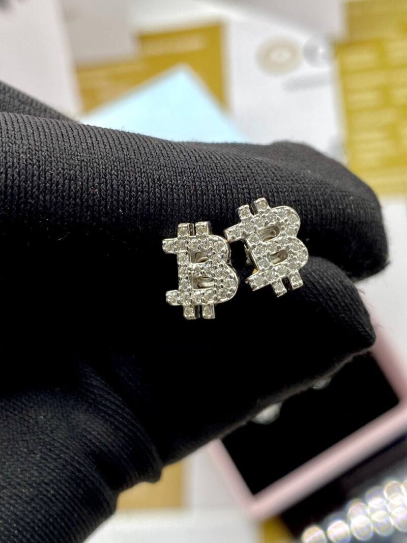 VVS Moissanite Diamond Bitcoin Earring - Image 2